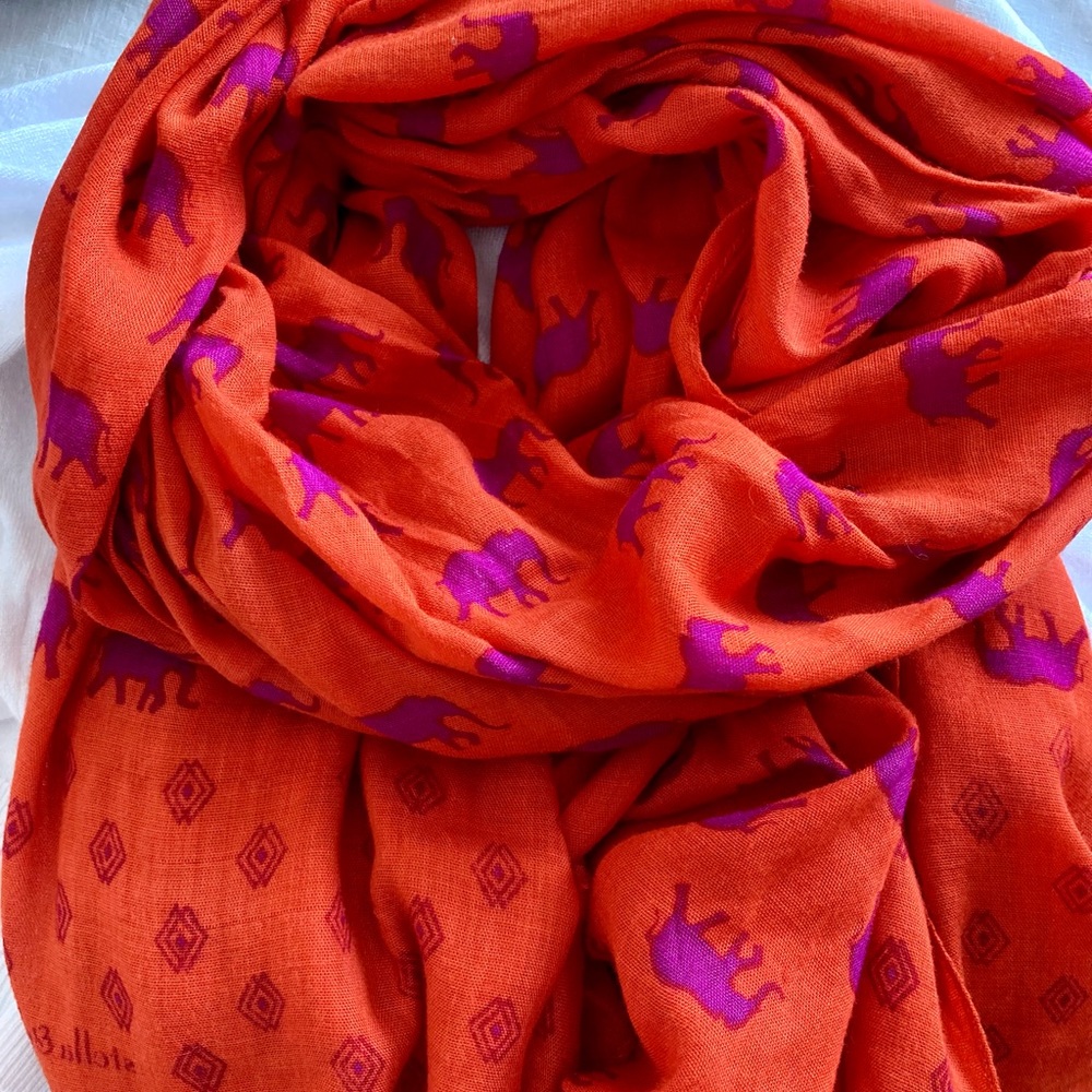 Stella & Dot Poppy Elephant Scarf